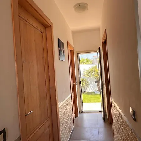 بيت للعطل Blu Garden *